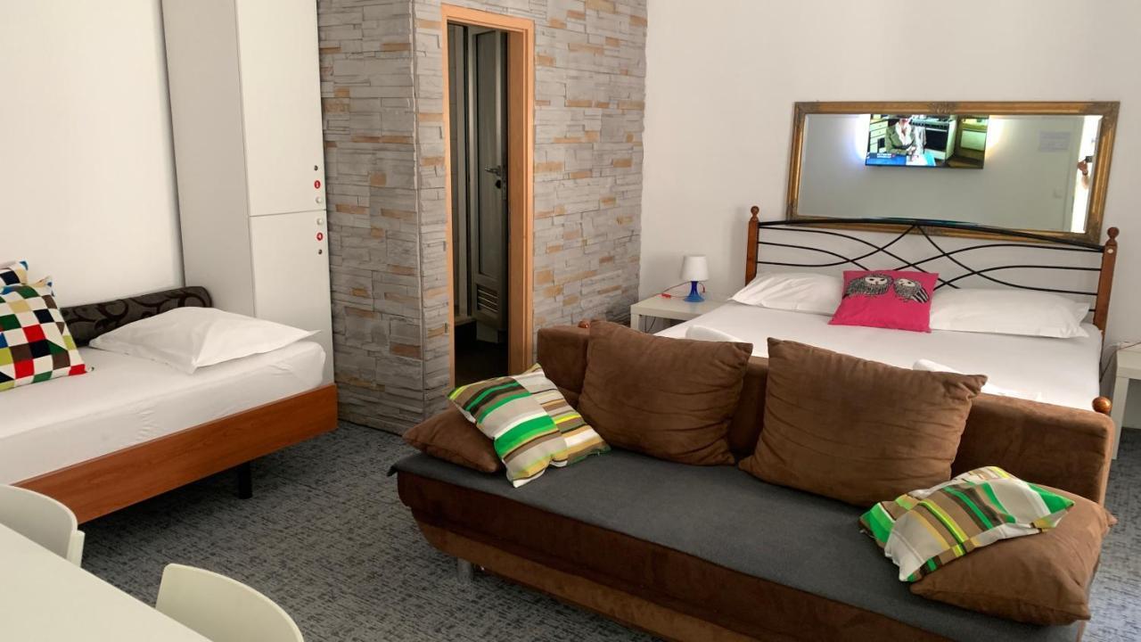 Hostel Сплит Экстерьер фото